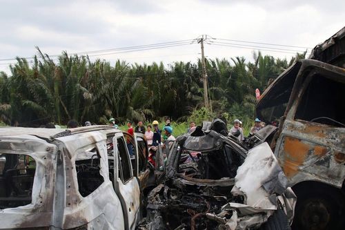 Vụ tai nạn khiến 7 ô tô bị vò nát, cháy rụi trên cầu Phú Mỹ: Đề nghị điều tra bổ sung