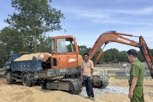 Múc trộm cát, 1 đối tượng bị khởi tố