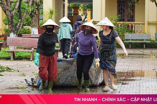 Các trường học ở Cẩm Xuyên tập trung khắc phục thiệt hại lớn sau bão