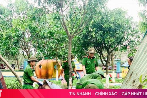 Chủ tịch UBND tỉnh chỉ đạo tập trung khắc phục hậu quả bão số 5, chuẩn bị tốt khai giảng năm học mới