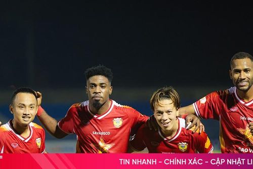 Hồng Lĩnh Hà Tĩnh vs Thanh Hóa: Sự cố hi hữu và bàn thắng quyết định
