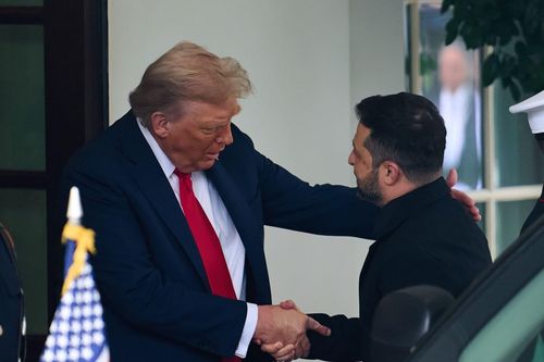 Tổng thống Trump nói về lệnh trừng phạt và áp thuế quan với Ukraine