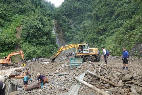 Ảnh hưởng bão số 5: Đảm bảo giao thông thông suốt trong thời gian nhanh nhất