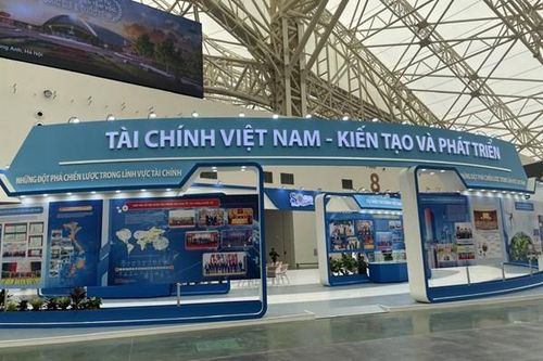 Trưng bày Triển lãm '80 năm ngành Tài chính Việt Nam - Kiến tạo và Phát triển'