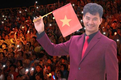 Choáng với số tiền NSND Xuân Bắc công bố quyên góp cho đồng bào miền Trung sau đêm concert