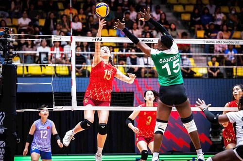 FIVB nói thẳng lý do khiến tuyển Việt Nam thua trắng