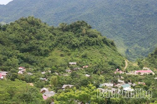 Nhọc nhằn cuộc sống ở bản Đăm