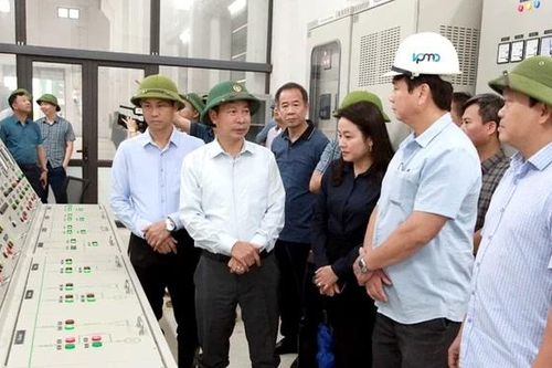 Phó Chủ tịch UBND tỉnh Nguyễn Khắc Hiếu kiểm tra công tác phòng, chống lụt bão