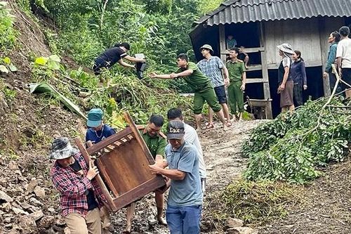 Nỗi lo trượt sạt ở Tân Mai
