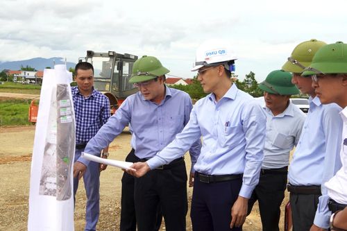 Đẩy nhanh tiến độ thực hiện Dự án thành phần 1-Đầu tư xây dựng Quốc lộ 12A