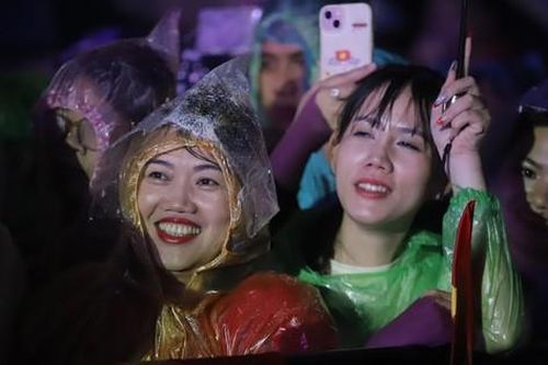 Concert 'Việt Nam trong tôi' quyên góp 4,2 tỷ đồng ủng hộ đồng bào miền Trung