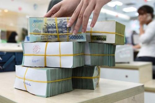 Gửi tiết kiệm nóng trở lại, lãi suất cao nhất gần 10%/năm