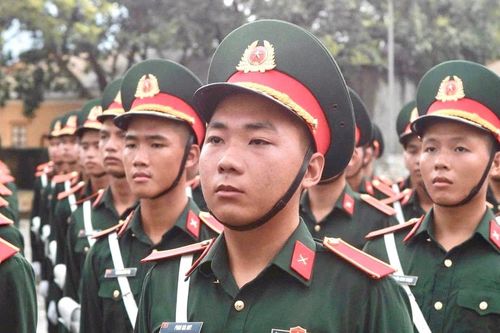 Mất cha, chiến sỹ trẻ giấu nỗi đau quyết tâm hoàn thành nhiệm vụ A80