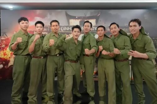 Hiện tượng phòng vé mang tên 'Mưa đỏ'