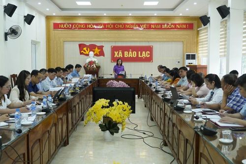 Thường trực HĐND tỉnh giám sát việc ứng dụng khoa học công nghệ phát triển nấm linh chi đen tại xã Bảo Lạc
