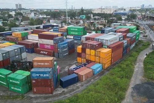 Kỳ 2: 'Rừng' bãi xe và những con đường lỗi hẹn