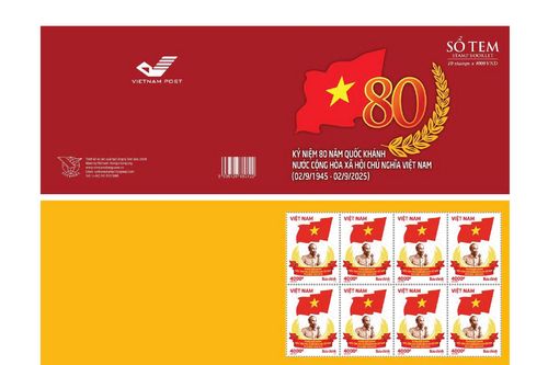 Phát hành bộ tem đặc biệt 'Dấu son lịch sử' mừng 80 năm Quốc khánh