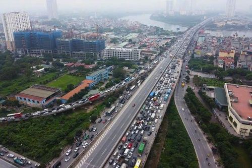 Hạn chế phương tiện trên cao tốc hướng về Hà Nội ngày 27/8 tài xế cần lưu ý