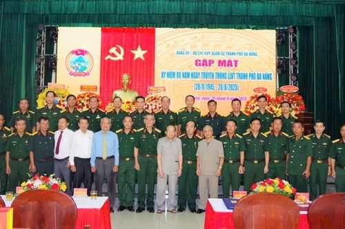 Đà Nẵng: Kỷ niệm 80 năm Ngày truyền thống lực lượng vũ trang thành phố