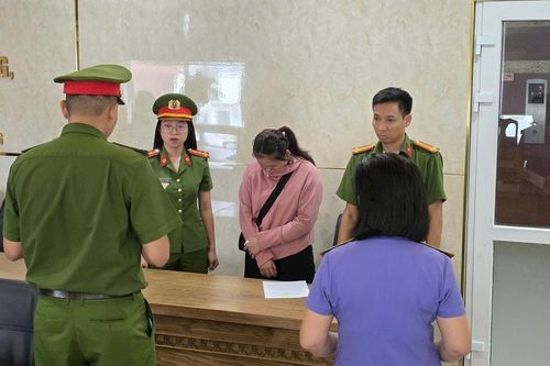 Bắt tạm giam nhân viên chiếm đoạt tiền bán hàng của công ty