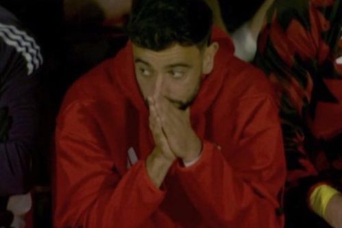 Bruno Fernandes bị sốc khi MU thua Grismby