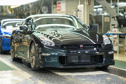 Chiếc Nissan GT-R cuối cùng xuất xưởng, hành trình huy hoàng khép lại