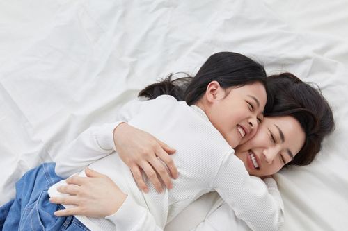Người Hàn Quốc phát cuồng vì con gái
