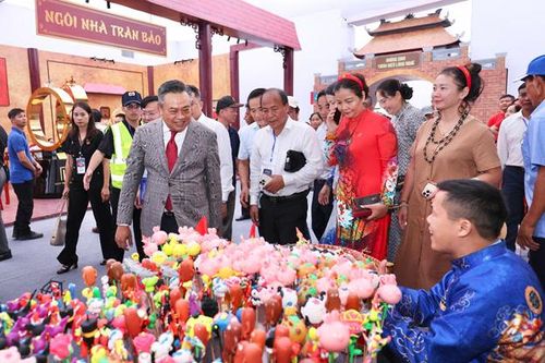 Không gian 'Truyền thống và Sáng tạo Hà Nội 2025': Tôn vinh giá trị văn hóa, khẳng định tầm nhìn phát triển bền vững