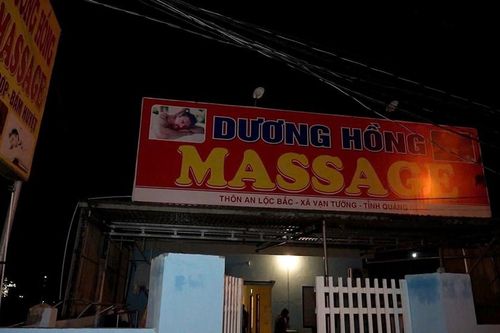 Triệt phá một tụ điểm mại dâm núp bóng cơ sở massage
