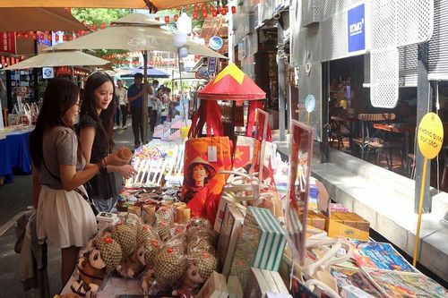 Đường Sách TP.HCM khoác diện mạo mới chào mừng Quốc khánh