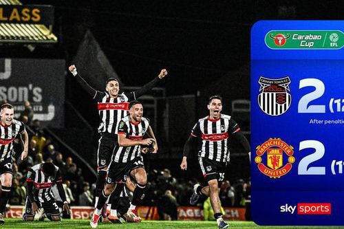 THỐNG KÊ cực sốc về giá trị đội hình Grimsby Town so với Bruno Fernandes, MU, và... Nam Định FC
