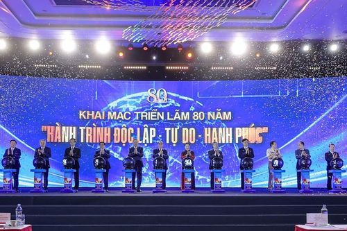 Khai mạc trọng thể Triển lãm thành tựu đất nước '80 năm hành trình Độc lập - Tự do - Hạnh phúc'