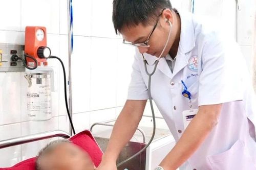 Hy hữu, đinh Kirschner gãy, di trú vào phổi sau phẫu thuật vai