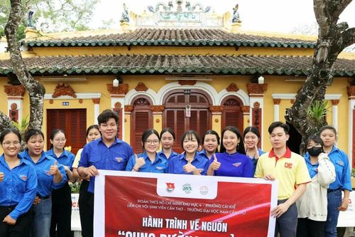 Tuổi trẻ Cần Thơ khám phá 'Cung đường Di sản'