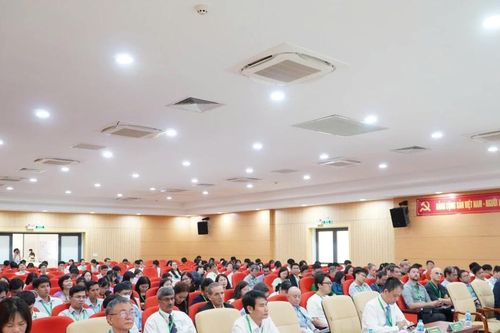 Ứng dụng bảo vệ sinh học trong nông nghiệp thích ứng với khí hậu