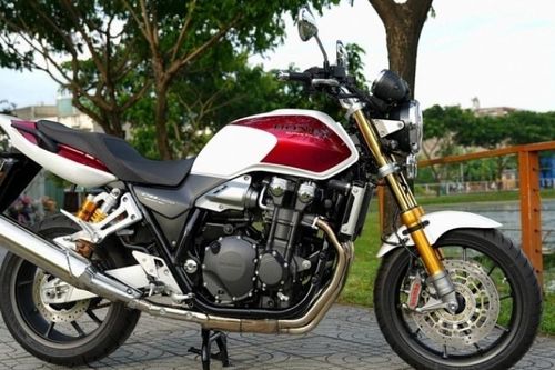 Cận cảnh Honda CB1300SF SP Final Edition vừa cập bến thị trường Việt Nam