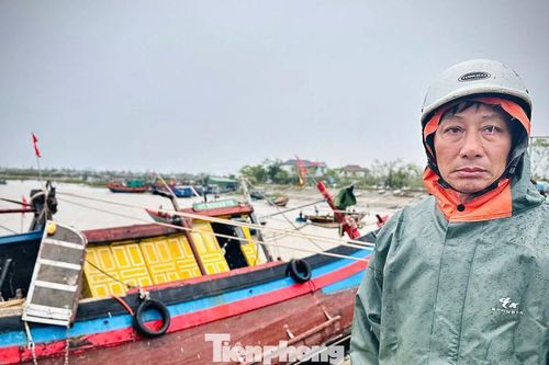 Ngư dân kể lại khoảnh khắc 'sinh tử' giữa bão số 5