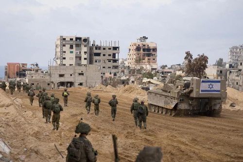 Quân đội Israel bất ngờ đổ bộ căn cứ phòng không gần thủ đô của Syria