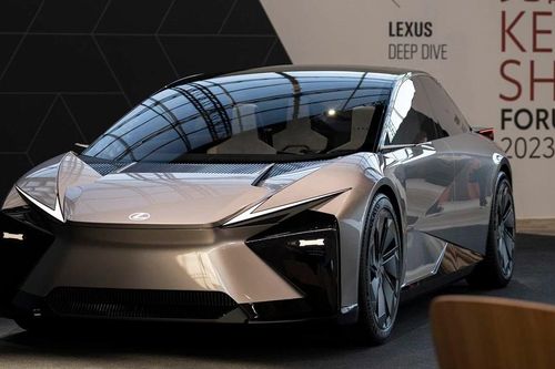Hé lộ tên gọi xe điện hoàn toàn mới của Lexus