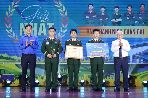 Ban Thanh niên Quân đội về nhất cuộc thi trực tuyến 'Tự hào Việt Nam'