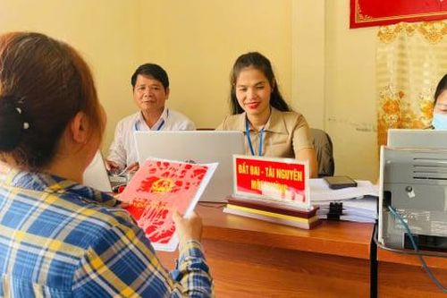 Nghệ An yêu cầu bố trí công chức cấp xã 'đúng người, đúng việc'