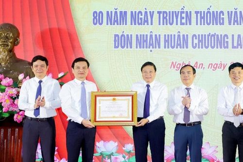 Văn phòng UBND tỉnh Nghệ An kỷ niệm 80 năm ngày truyền thống, vinh dự đón nhận Huân chương Lao động hạng Nhất (lần thứ hai)