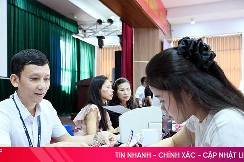 Đại học Hà Tĩnh tổ chức nhập học đợt 1 cho gần 400 sinh viên