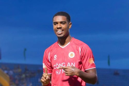 Alan lập hattrick, Công an Hà Nội 'nhuộm đỏ' Derby Thủ đô