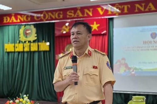 Đà Nẵng đối thoại, tăng cường kiểm tra xử lý xe chở khách vi phạm
