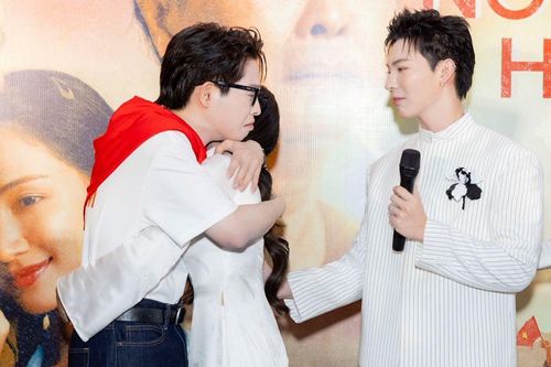 Choáng với số tiền 'em trai' Hòa Minzy gửi ủng hộ bà con miền Trung sau bão số 5