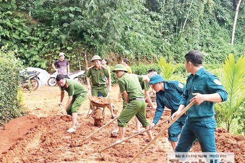 Căng sức, đồng lòng khắc phục hậu quả bão số 5
