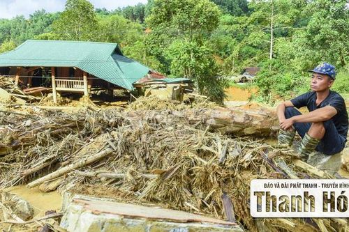 Bản làng Yên Nhân sau ngày lũ dữ, hàng chục ngôi nhà bị cuốn sập