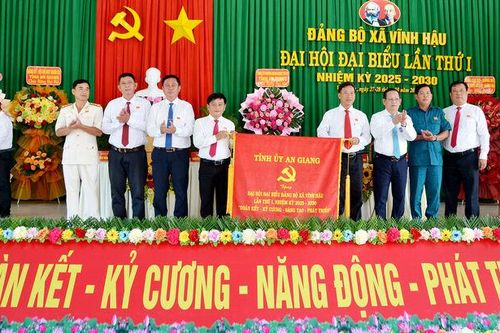 Xã Vĩnh Hậu phát triển sản xuất nông nghiệp theo hướng đẩy mạnh ứng dụng công nghệ cao