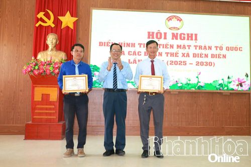 Mặt trận Tổ quốc và các tổ chức chính trị - xã hội xã Diên Điền tổ chức Hội nghị điển hình tiên tiến lần thứ I